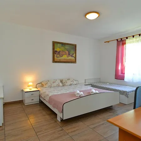 Apartment Branko 2081 *