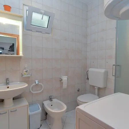 Branko 2081 Appartement *