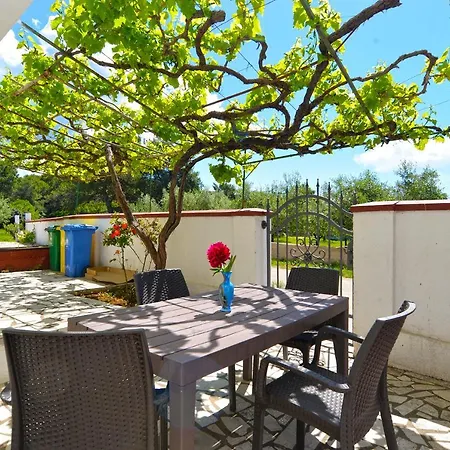 Branko 2081 Appartement Pula